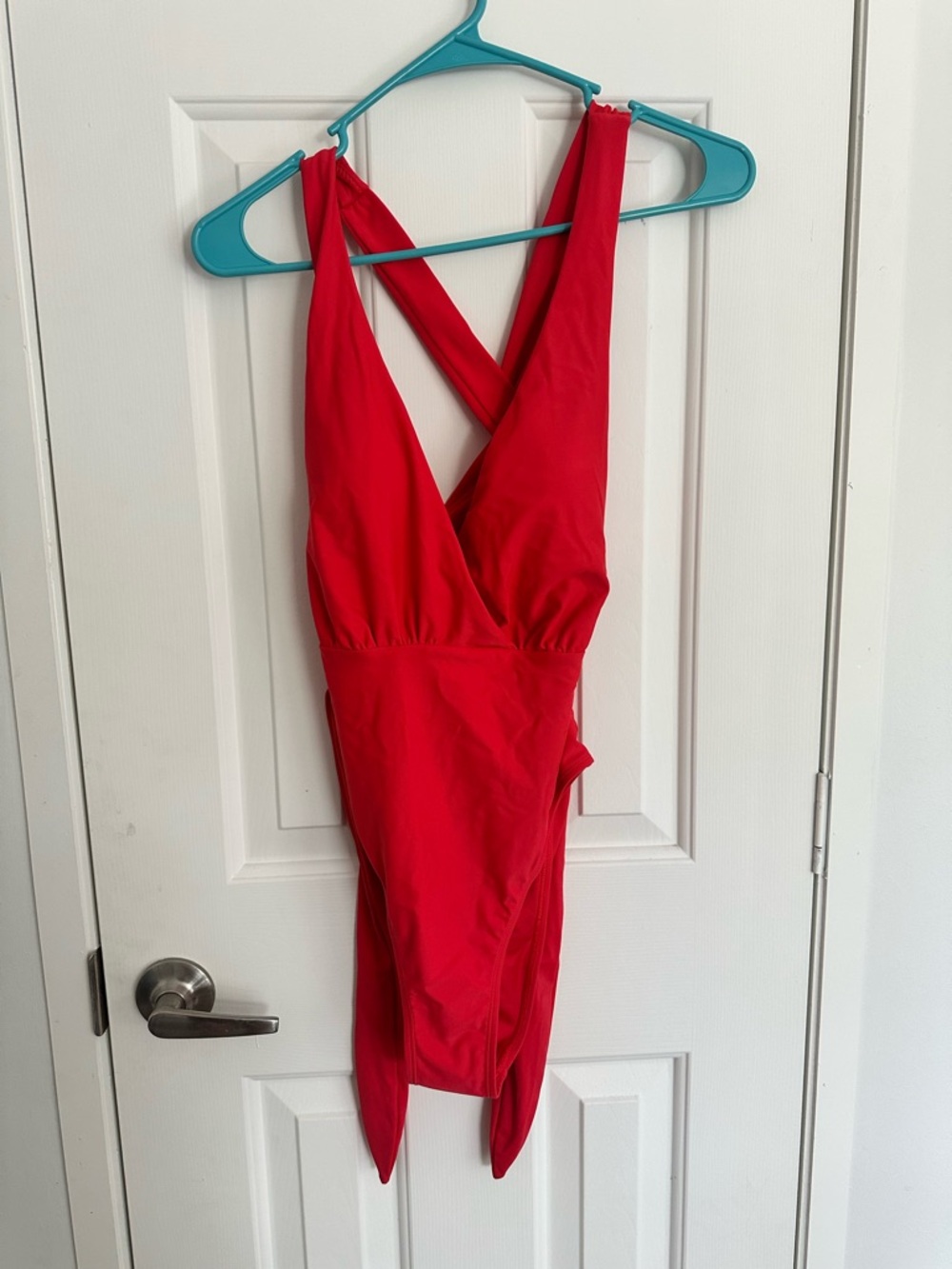 Cupshe Bright Red Womens One-Piece Swimsuit with Cross Back